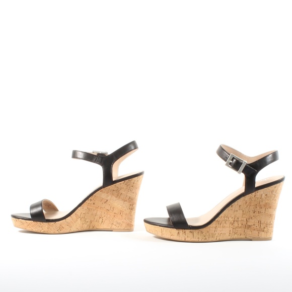 Sold - Picture 3 of 6